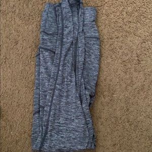 Super comfy athletic leggings!